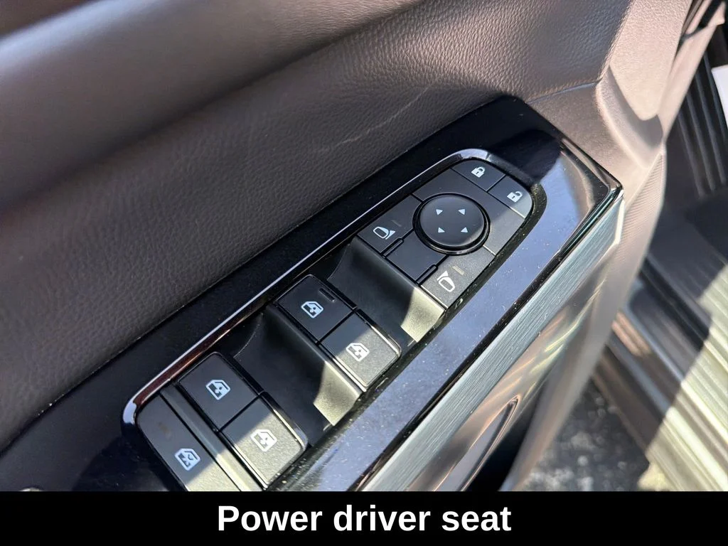 Used 2025 Gray Nissan SL image 14
