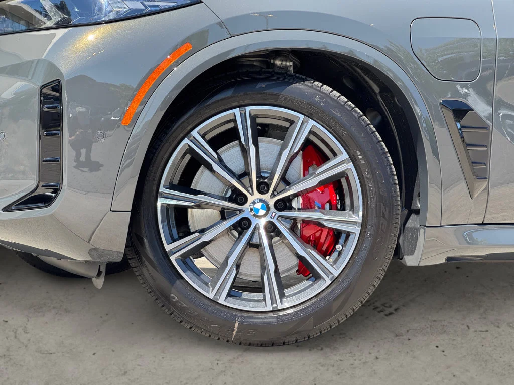 Used 2026 Gray BMW xDrive50e image 9