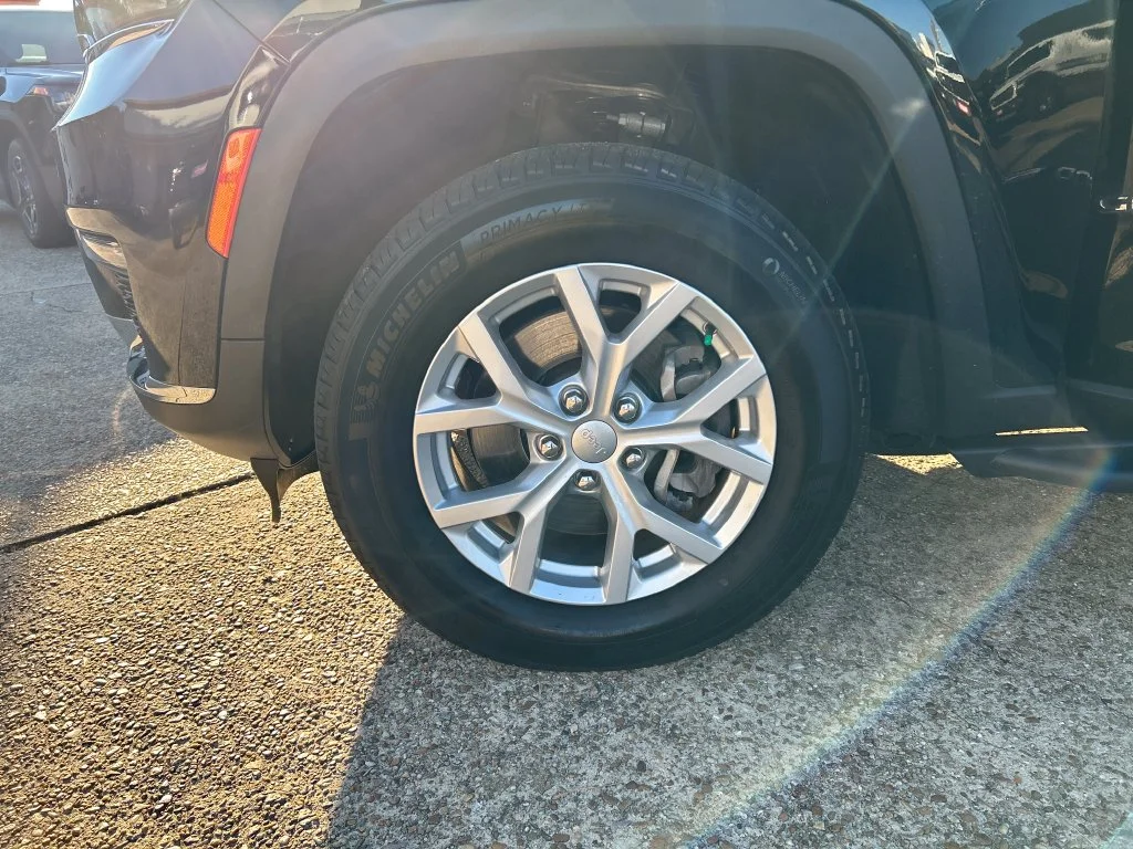 Used 2024 Black Jeep Limited image 26