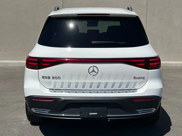 Used 2025 Polar White Mercedes-Benz 300 image 9
