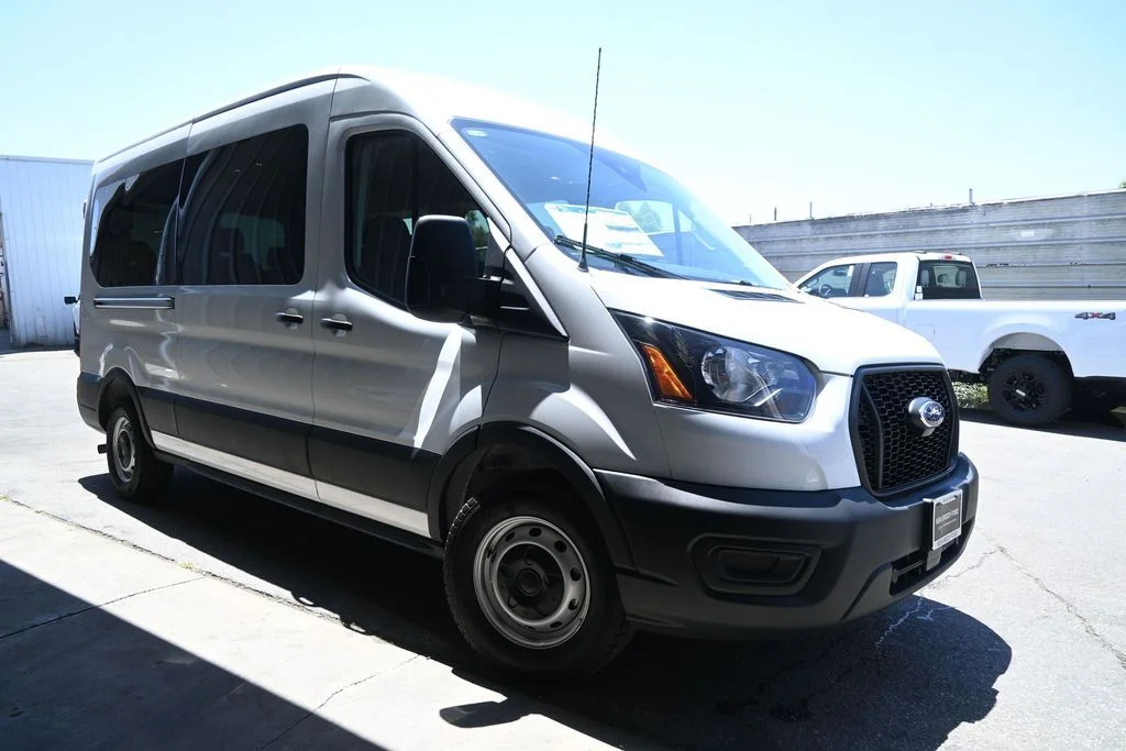 New 2025 White Ford XL image 18