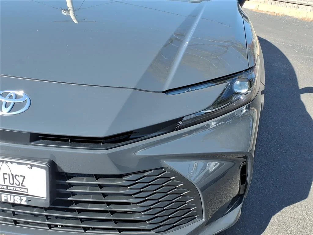 2026 Toyota Camry LE - Photo 22