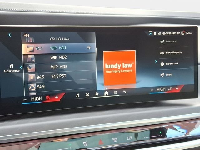 2026 BMW 7 Series 760i - Photo 18