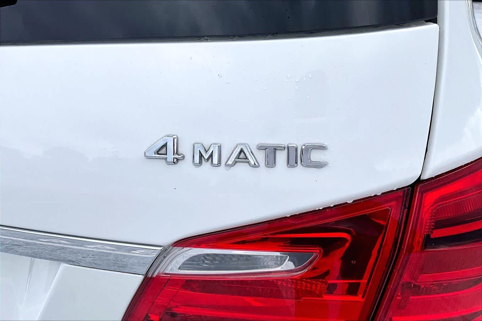Used 2015 Polar White Mercedes-Benz GL 450 image 10