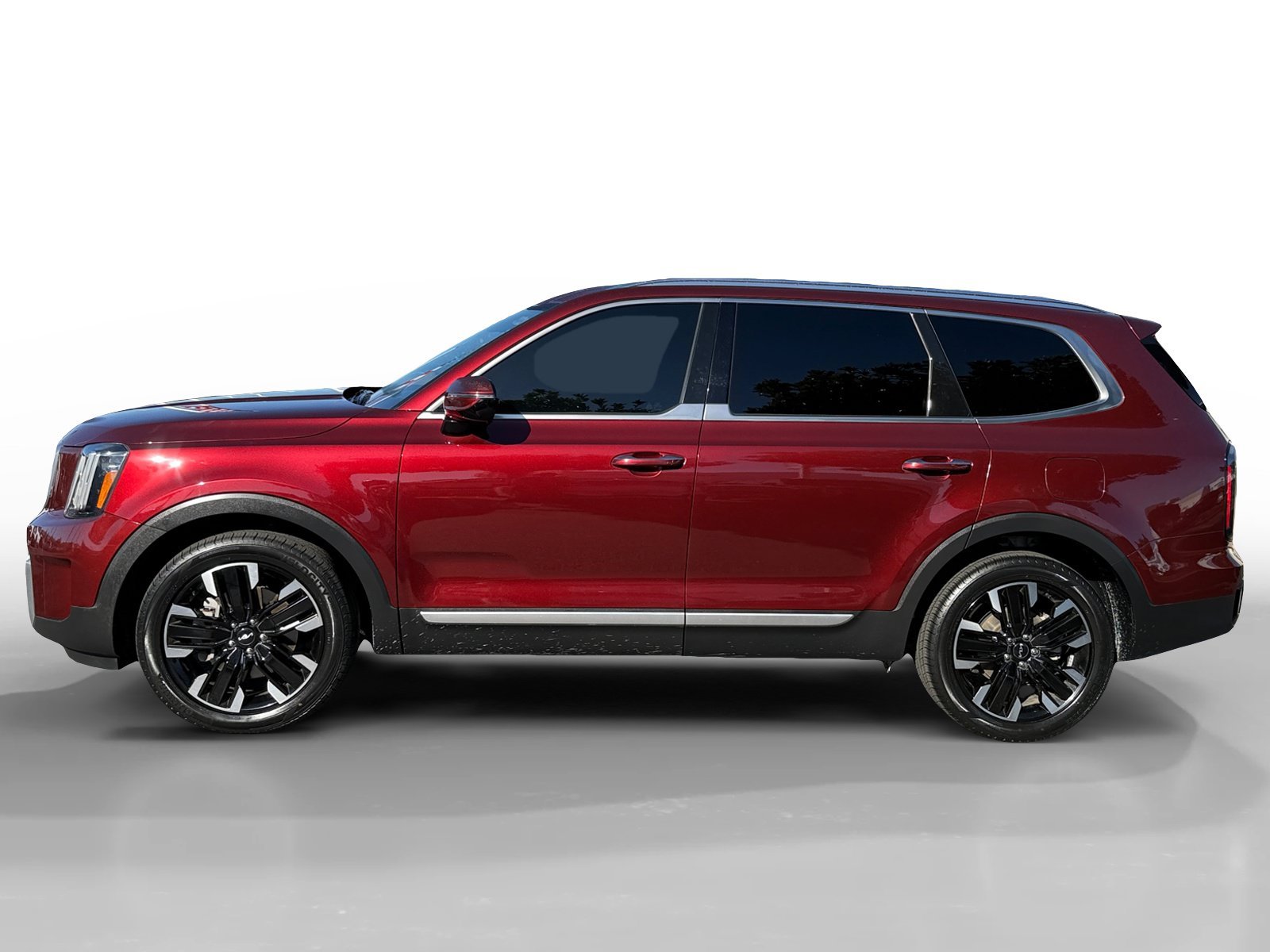Used 2023 Red Kia SX image 2