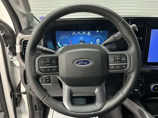 New 2026 Star White Metallic Tri-Coat Ford Lariat image 16