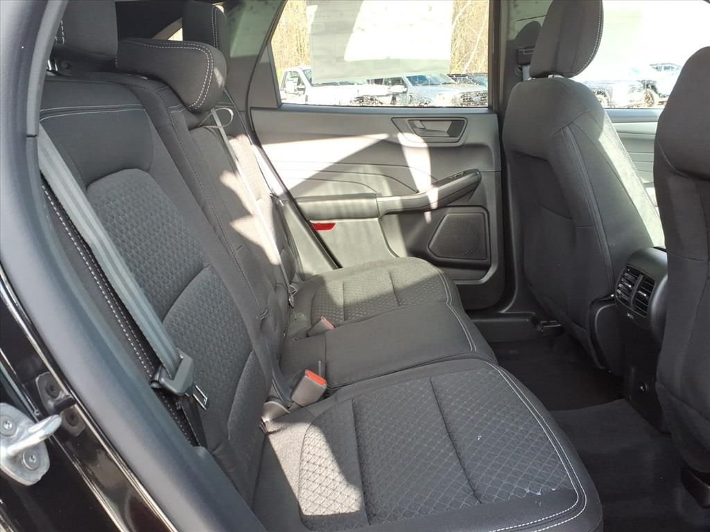 New 2026 Agate Black Metallic Ford Active® image 8