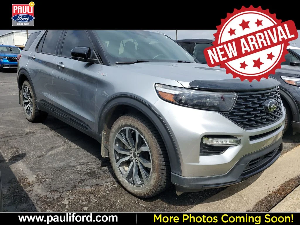 2023 Ford Explorer ST-LINE 4WD's photo