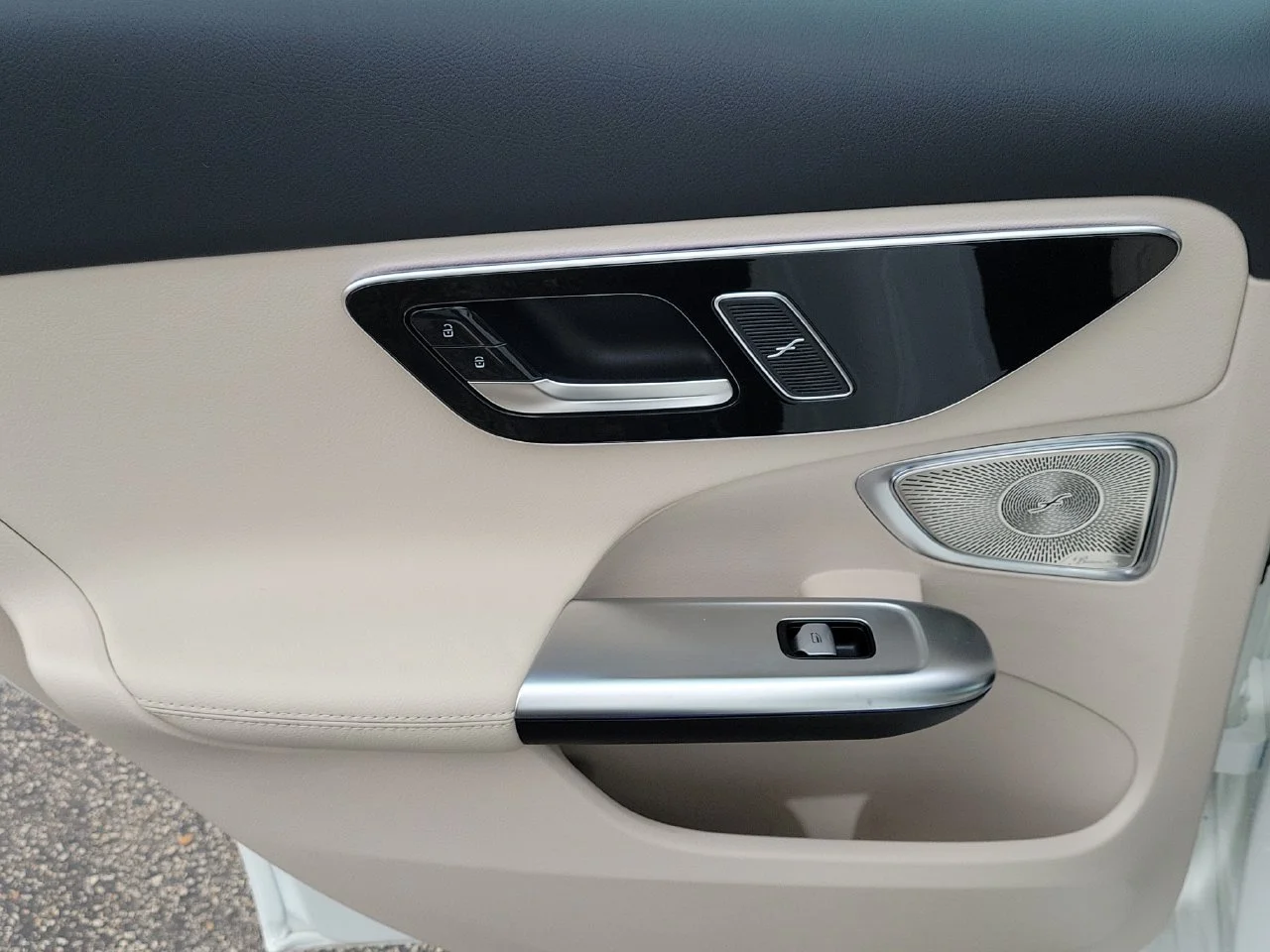 New 2026 Polar White Mercedes-Benz C 300 image 12