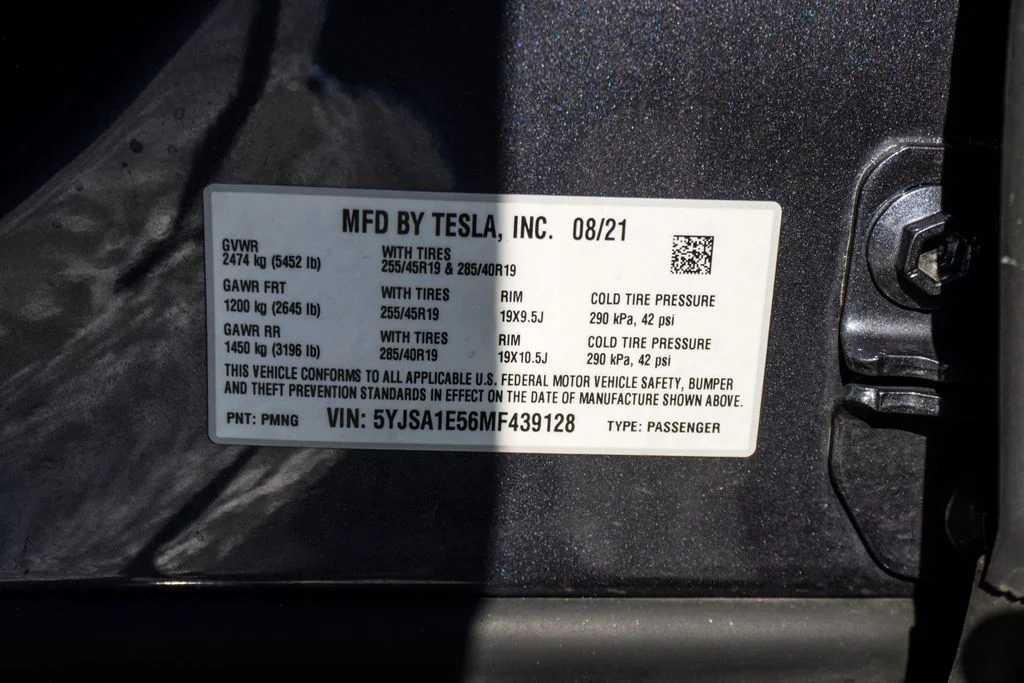 Used 2021 Gray Tesla Long Range image 33