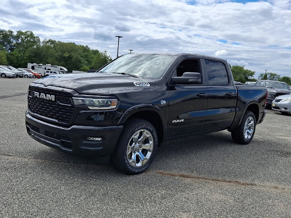 New 2027 Diamond Black Crystal Pearl-Coat Exterior Paint RAM Big Horn image 4