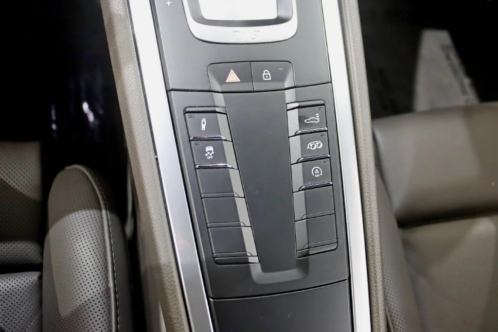 Used 2022 Blue Porsche S image 24