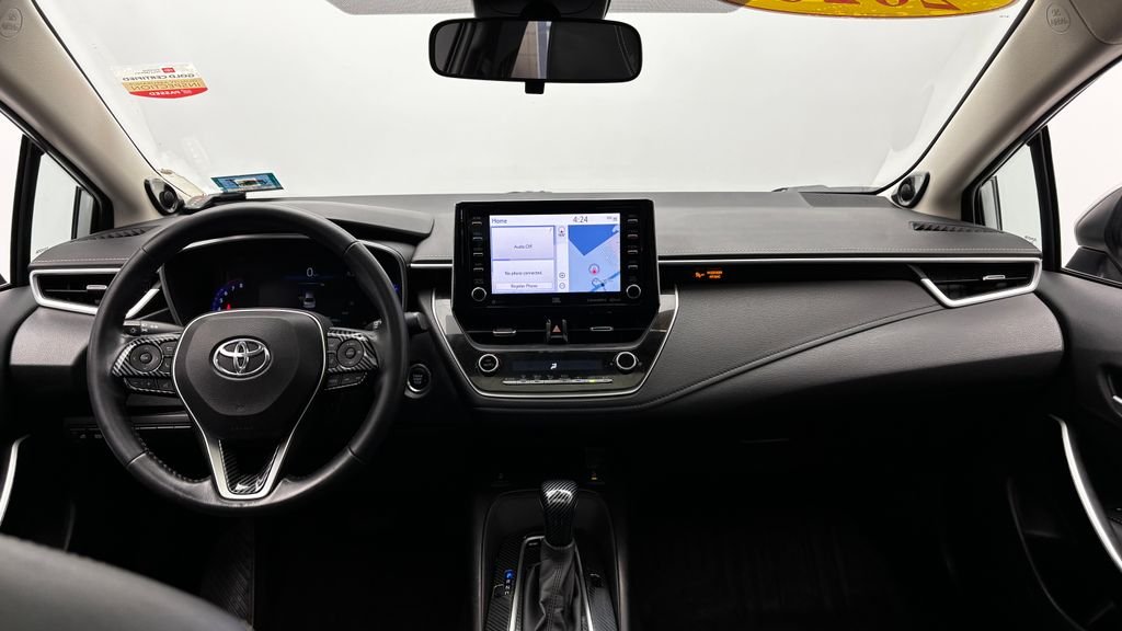 Used 2020 Silver Toyota XLE image 31