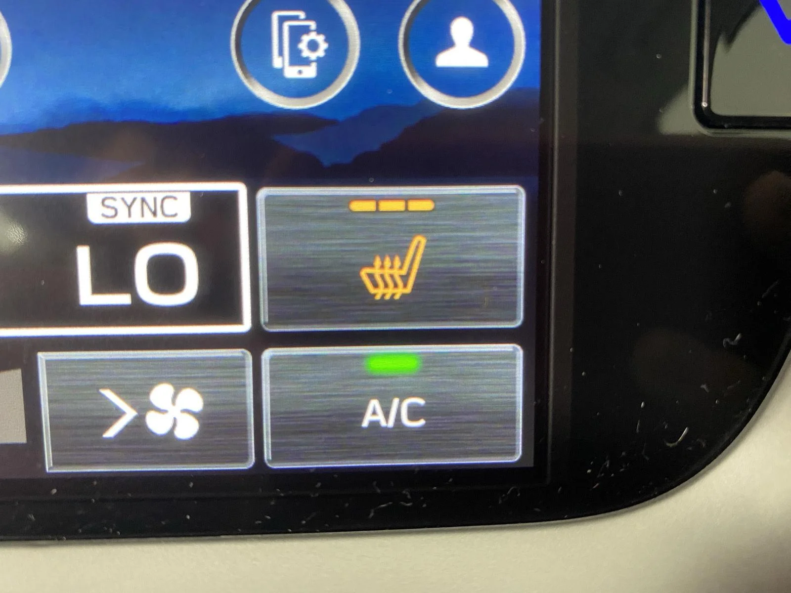 Used 2025 Crystal Black Silica Subaru Premium image 21