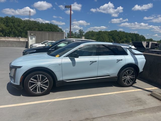 Used 2024 Cadillac LYRIQ Luxury 2 with VIN 1GYKPRRL0RZ126951 for sale in Bethesda, MD