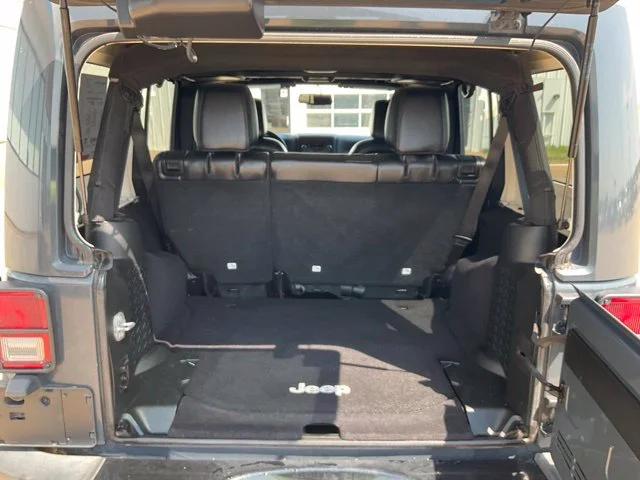 Used 2017 Black Jeep Unlimited Sahara image 47