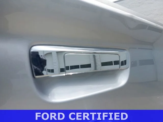 Used 2022 Silver Ford XLT image 13