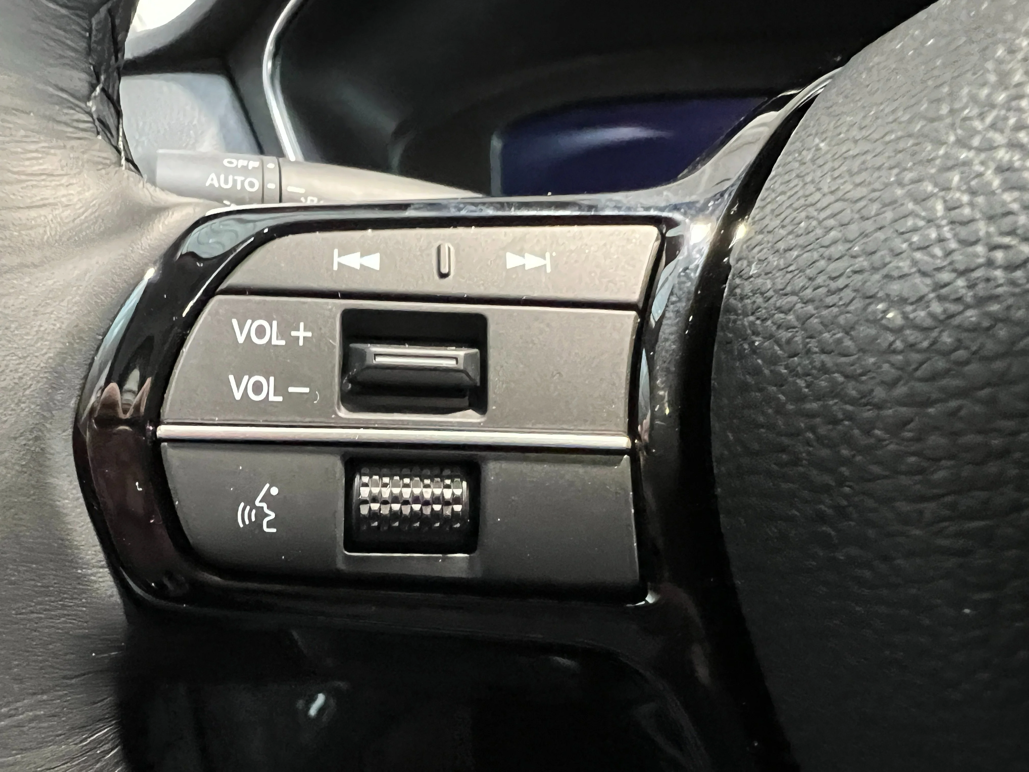 New 2025 Majestic Black Pearl Acura  image 20