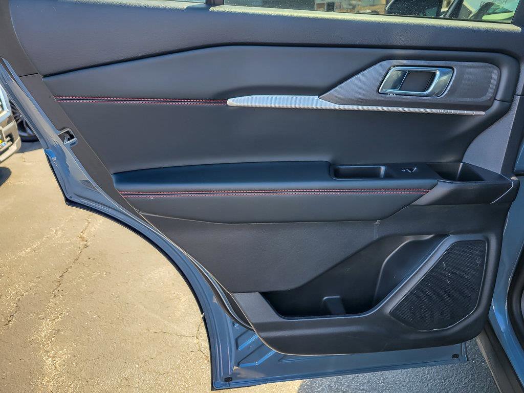Used 2025 Vapor Blue Ford ST-Line image 27