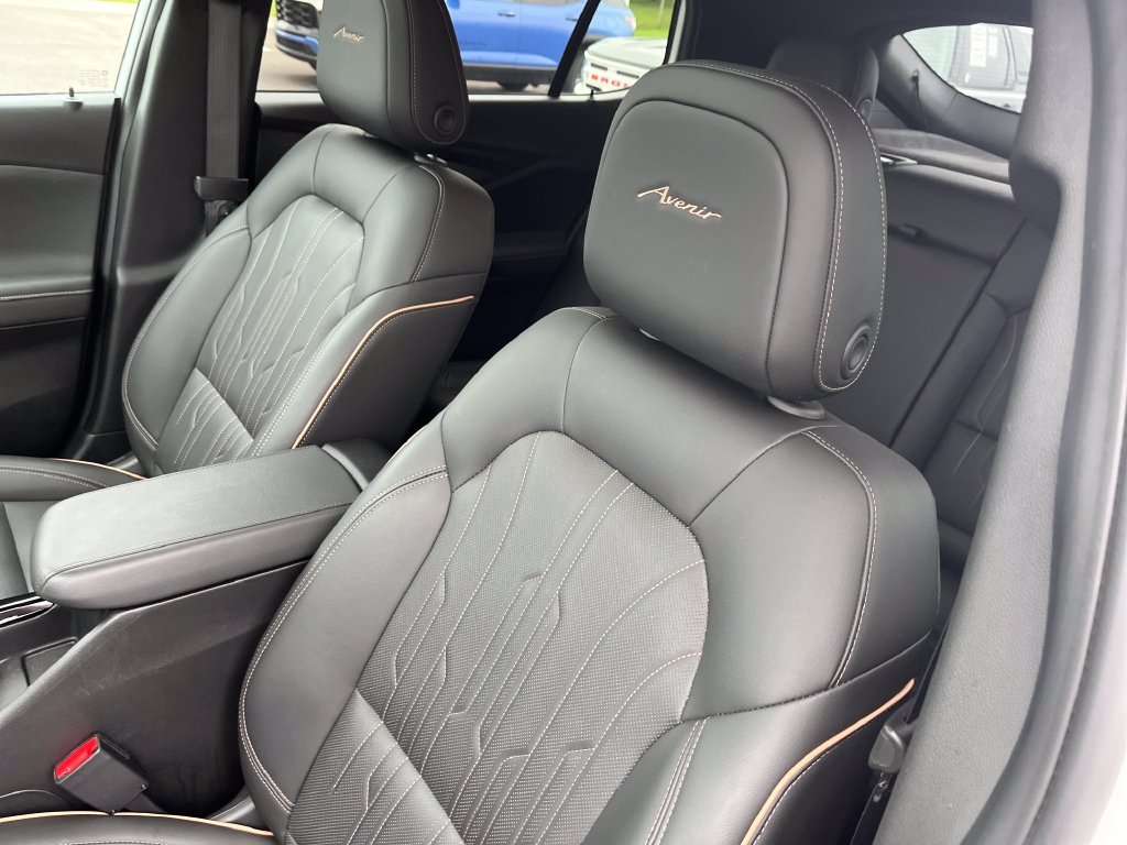 Used 2024 White Buick Avenir image 12