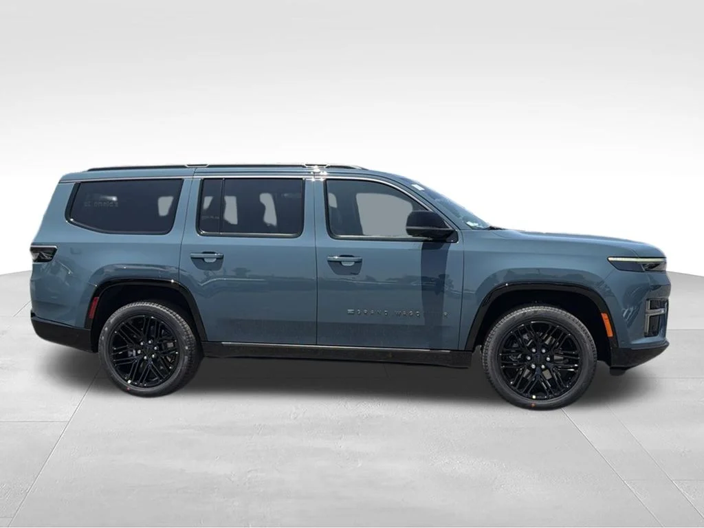 New 2026 Steel Blue Exterior Paint Jeep  image 6