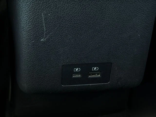 Used 2025 Gray Mitsubishi 2.0 SE image 19