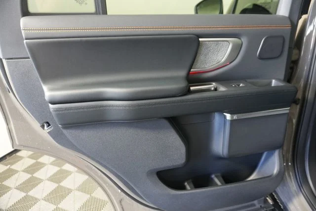 New 2027 Marsh Gray Ford Tremor® image 26