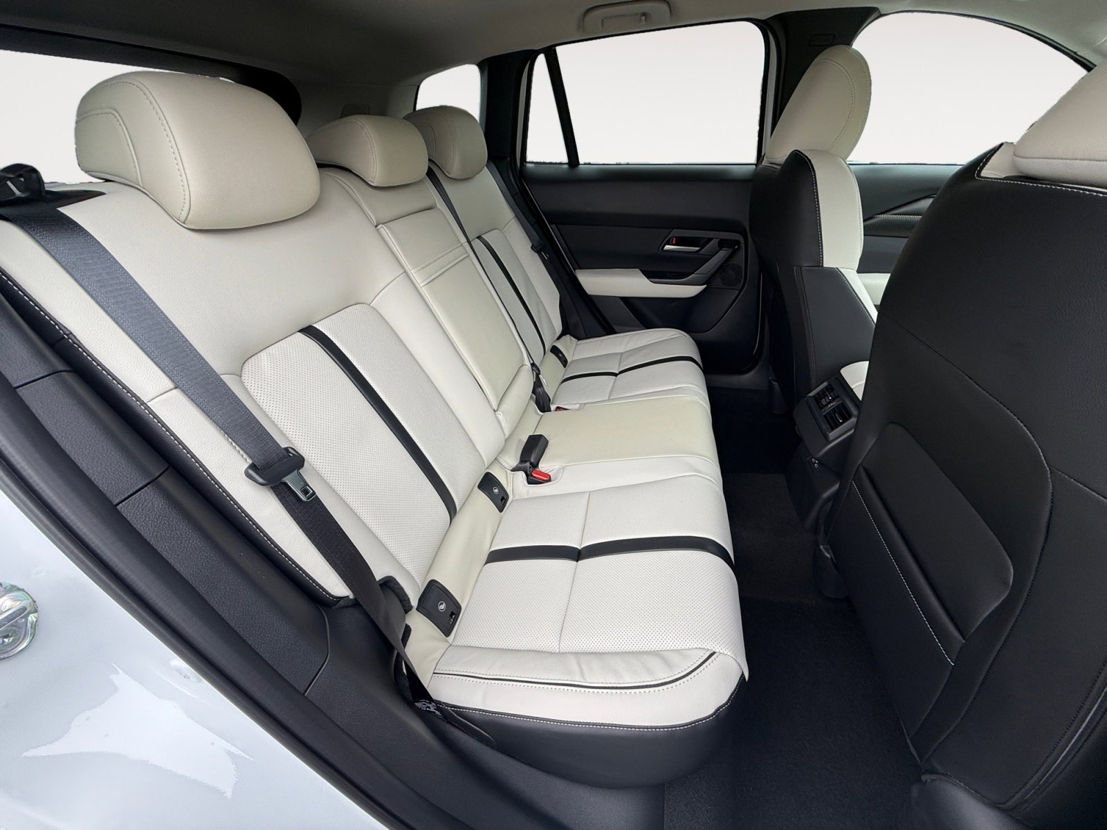 2026 Mazda CX-50 Premium - Photo 18