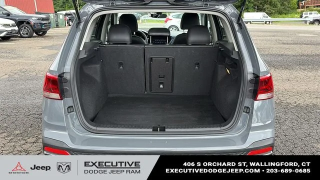 Used 2023 Gray Volkswagen 1.5T SE image 26