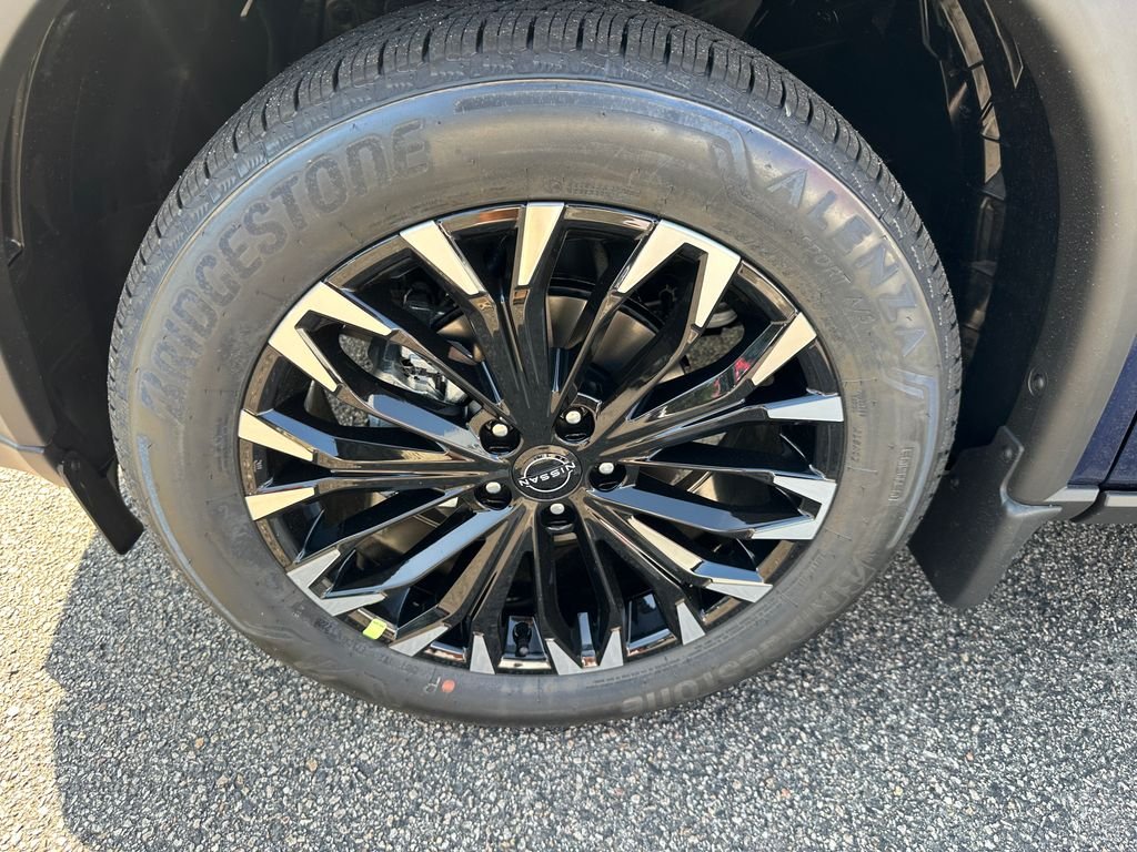 2026 Nissan Rogue Dark Armor - Photo 9