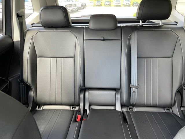 Used 2022 Platinum Gray Metallic Volkswagen 2.0T SE image 42