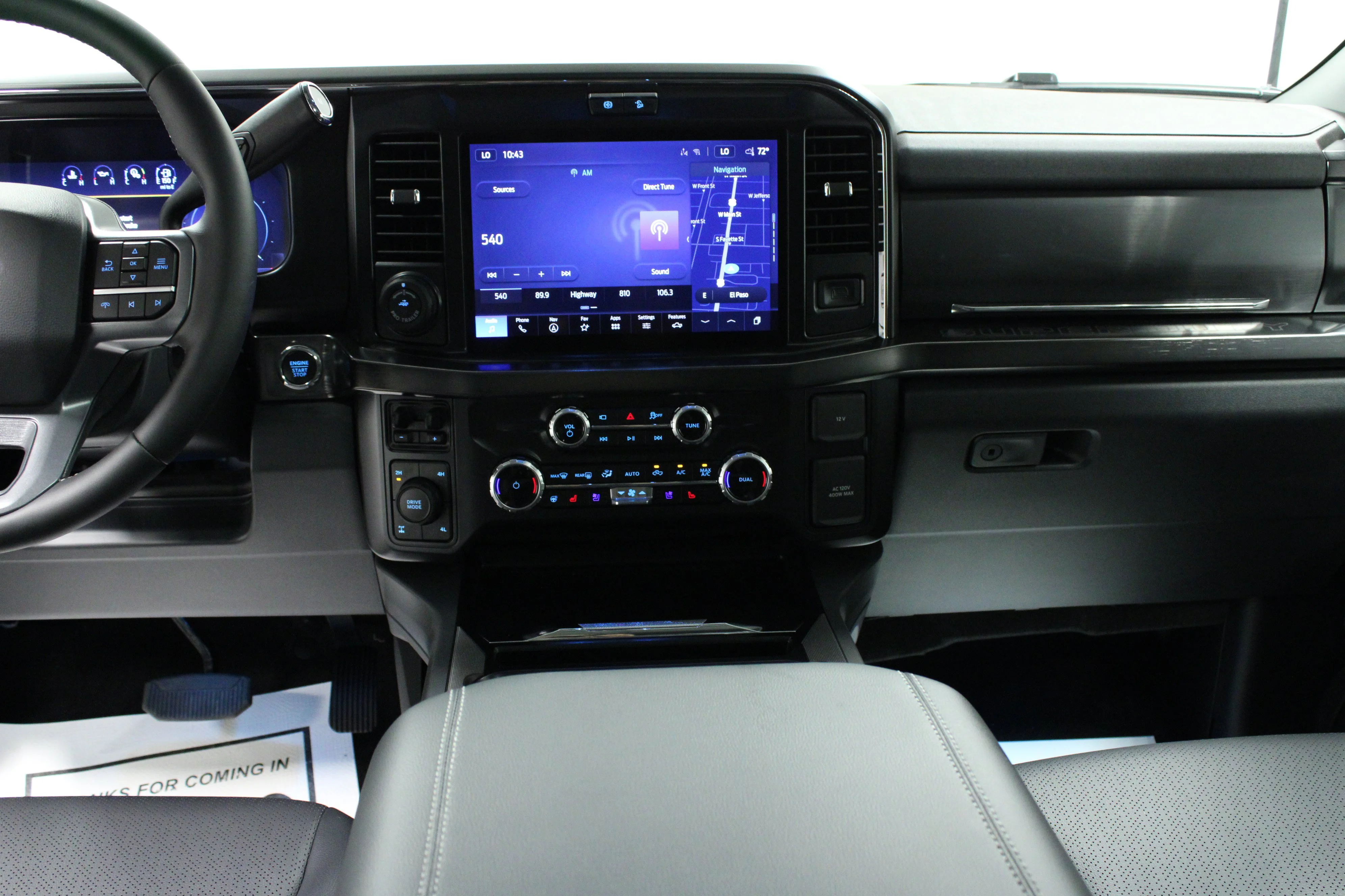 New 2026 Star White Metallic Tri-Coat Ford F-250® Lariat® image 18