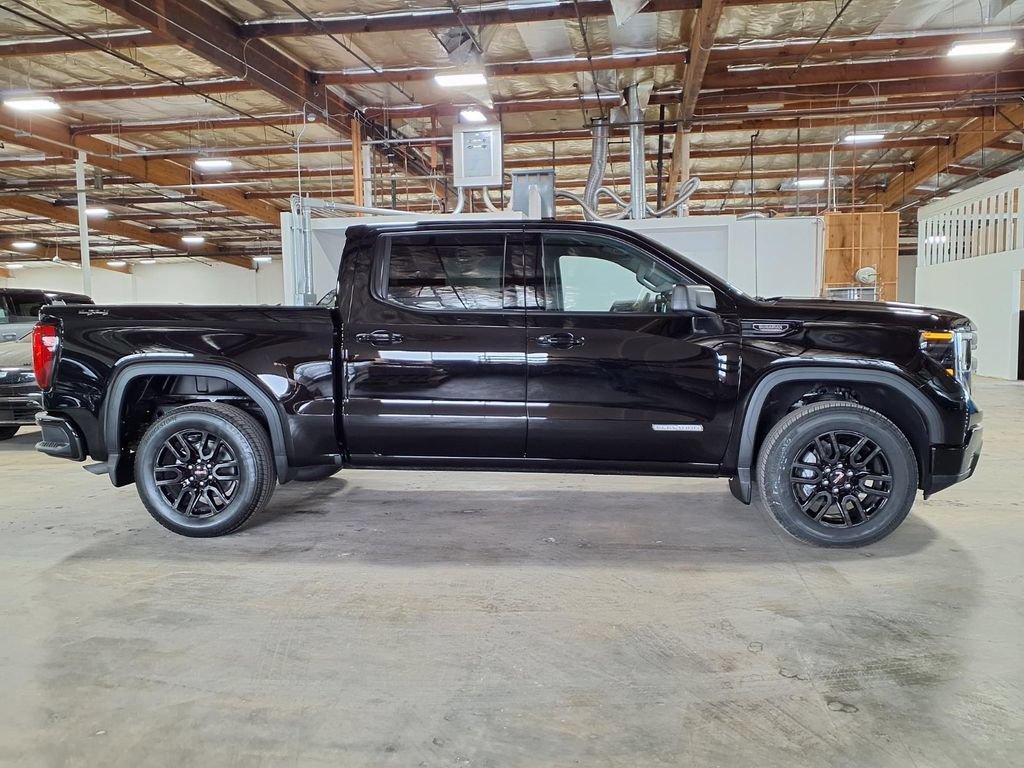 New 2026 Onyx Black GMC Elevation image 4