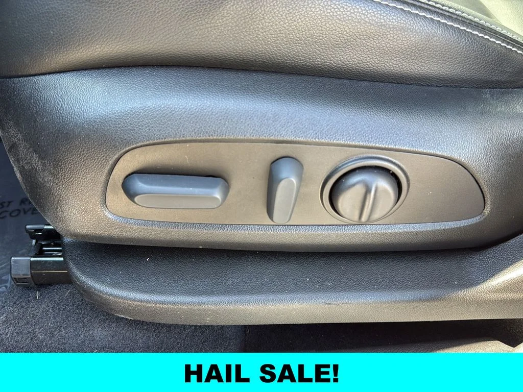 Used 2022 Blue GMC SLT image 26