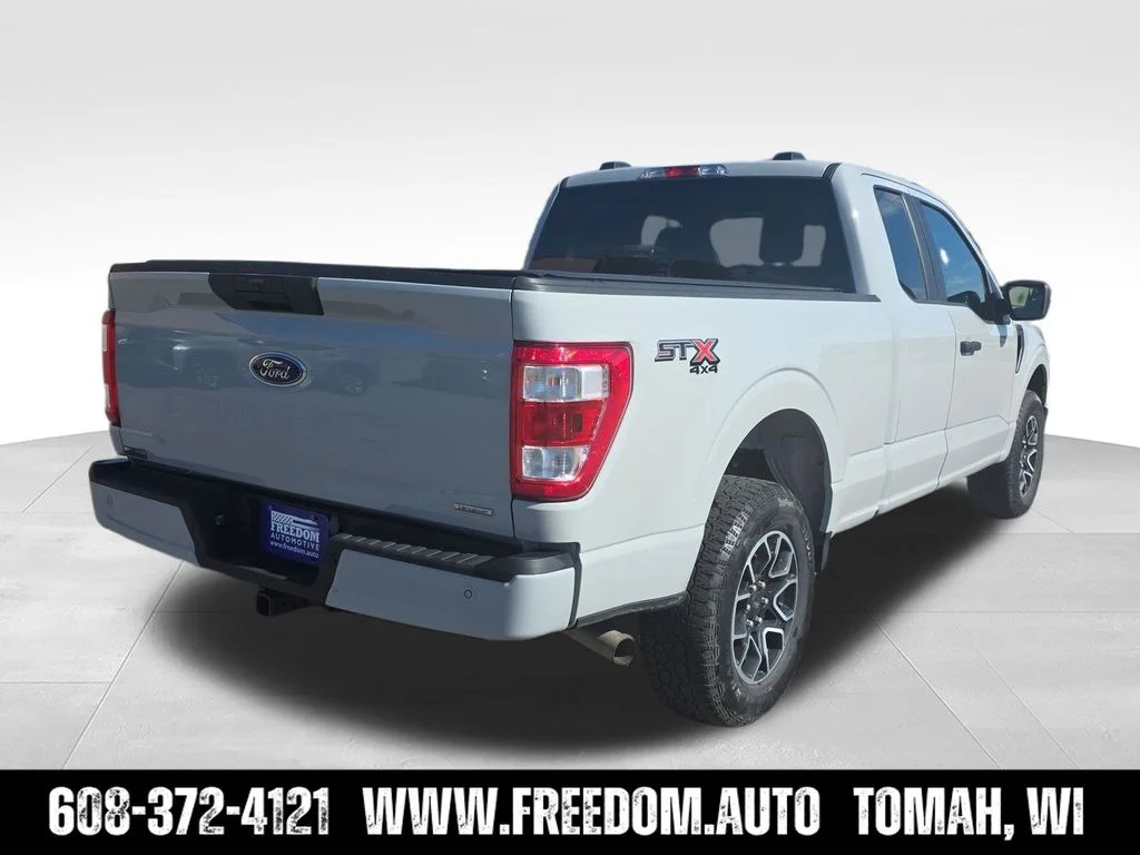 Used 2023 White Ford XL image 5