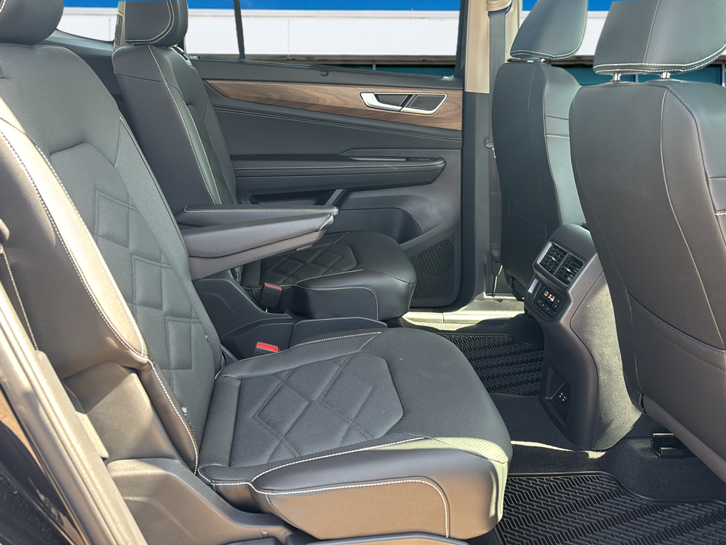 2026 Volkswagen Atlas SE w/Tech - Photo 13