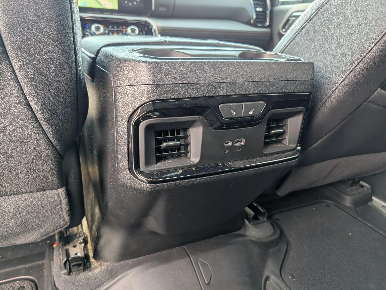 Used 2024 Onyx Black GMC AT4 image 33