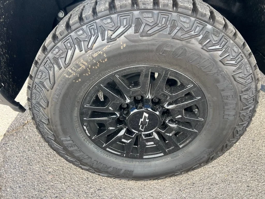 New 2026 Cypress Gray Chevrolet ZR2 image 34