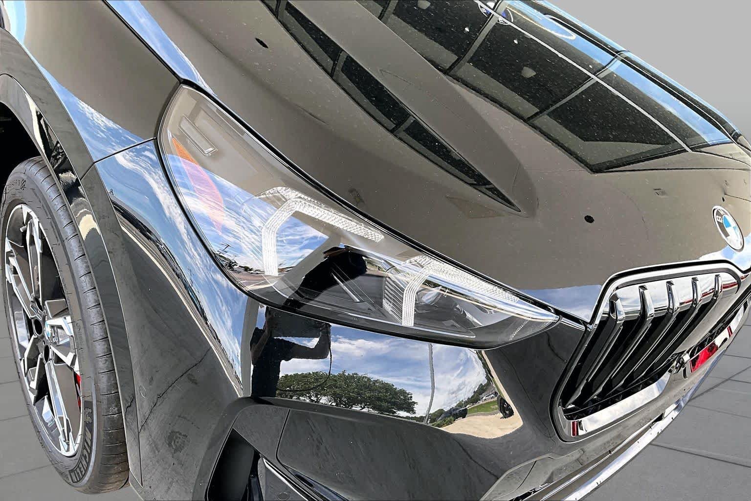 New 2026 Black Sapphire Metallic BMW xDrive28i image 14