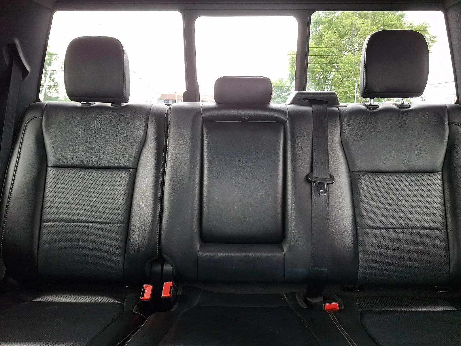Used 2019 Ingot Silver Metallic   Ux Ford LARIAT image 19