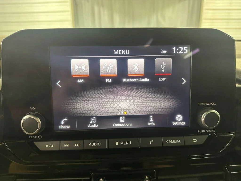 2023 Nissan Pathfinder SV - Photo 14