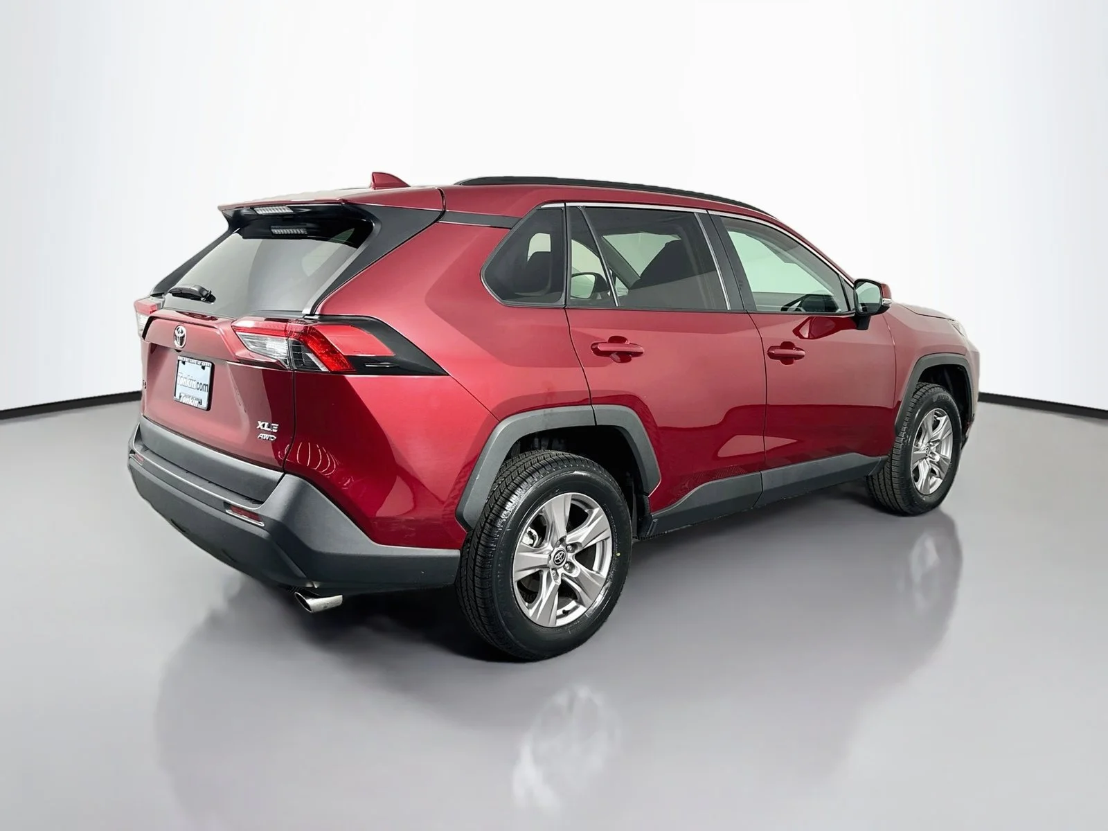 Used 2022 Red Toyota XLE image 7