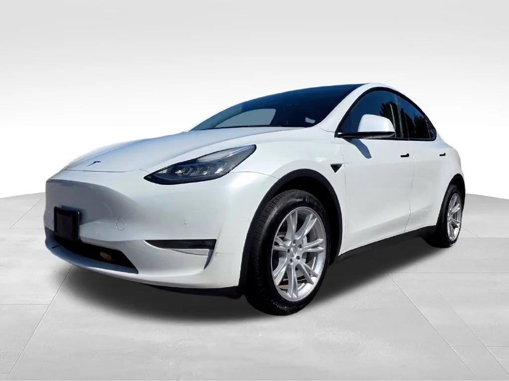 Used 2021  Tesla Long Range image 35