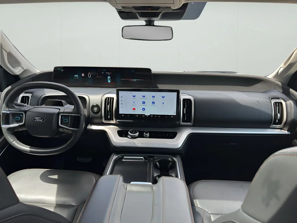 Used 2025 White Ford Active image 21