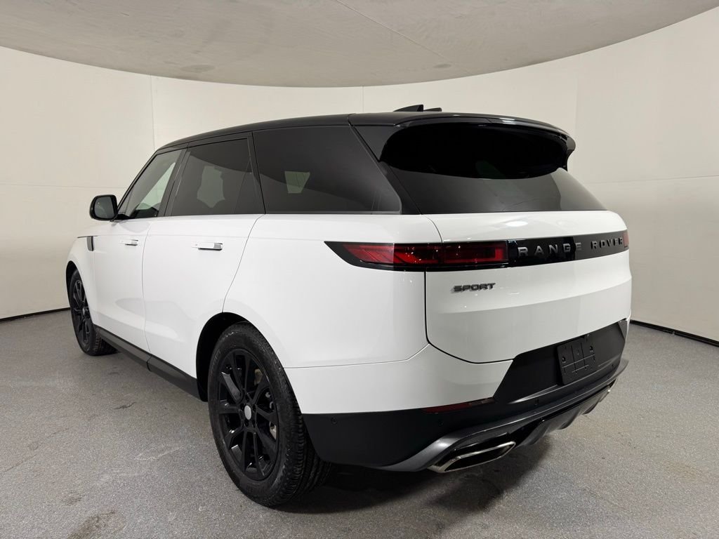 Used 2024 Fuji White Land Rover SE image 7