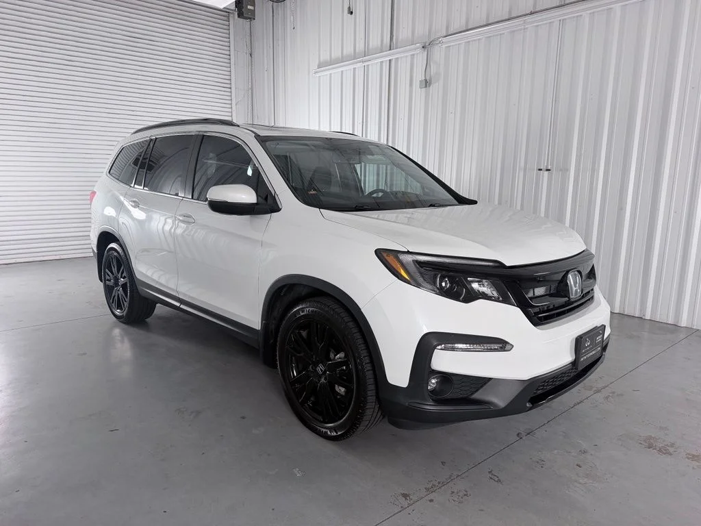 Used 2022 White Honda Special Edition image 3