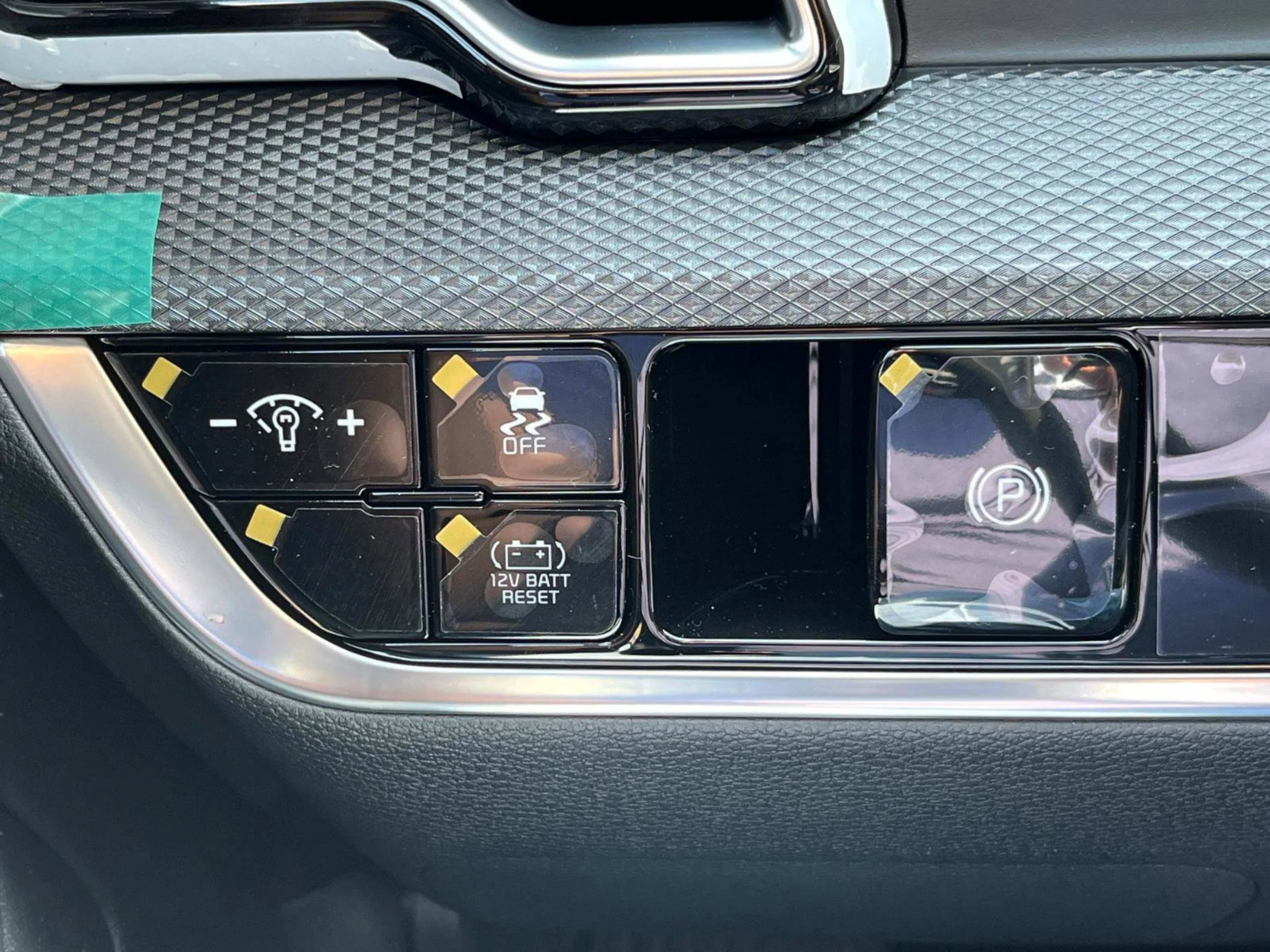 2025 Kia Sportage LX Hybrid - Photo 26