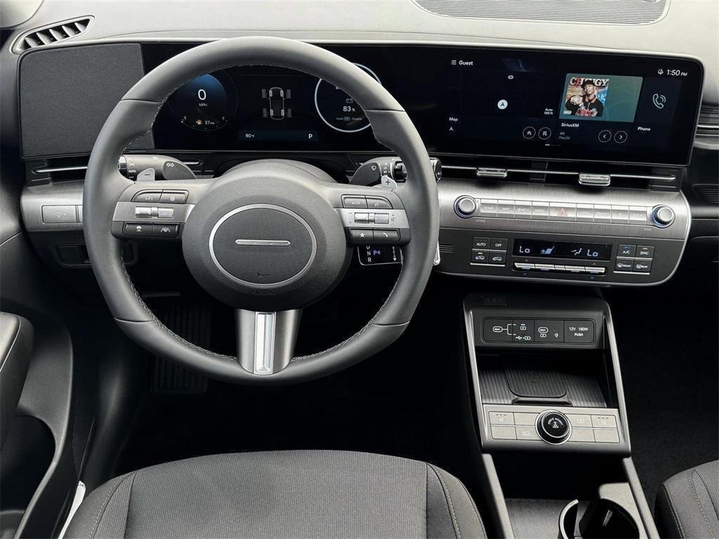 2025 Hyundai Kona SEL Convenience - Photo 17