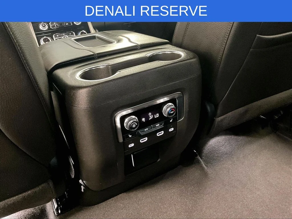 Used 2024 White GMC Denali image 29