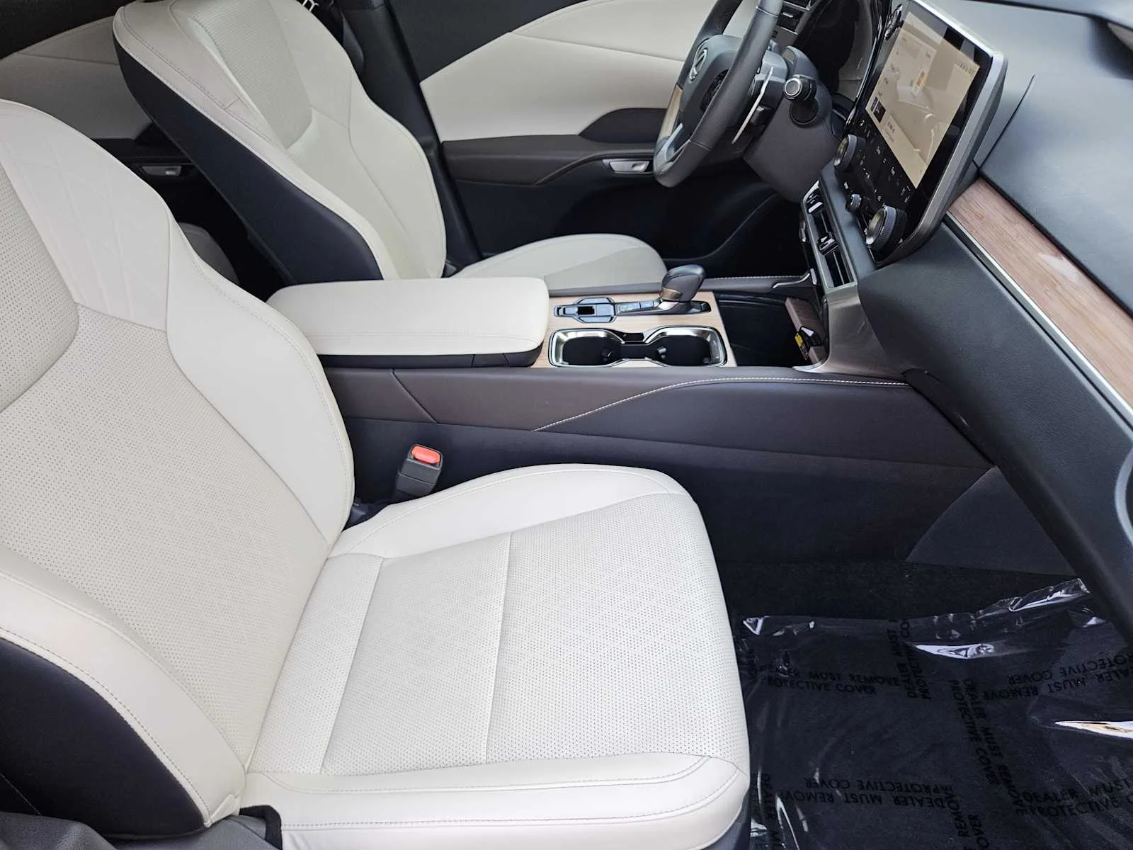 Certified Used 2025 MATADOR RED MICA Lexus Premium Plus image 9